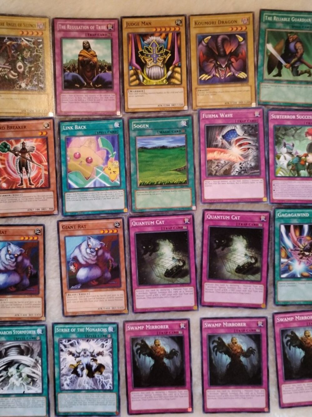 Yu-Gi-Oh! Bulk Card Lot – 100 Cards – Rares, Commons & Foils - Picture 3 of 6